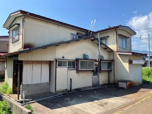 Akiya in Jōetsu