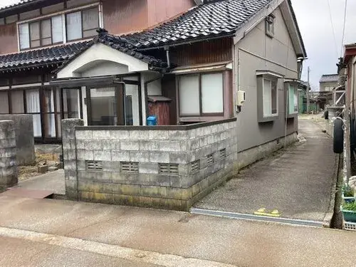 Akiya in Namerikawa