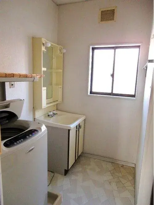 5LDK Property Nonoichi City Ishikawa Prefecture (8)