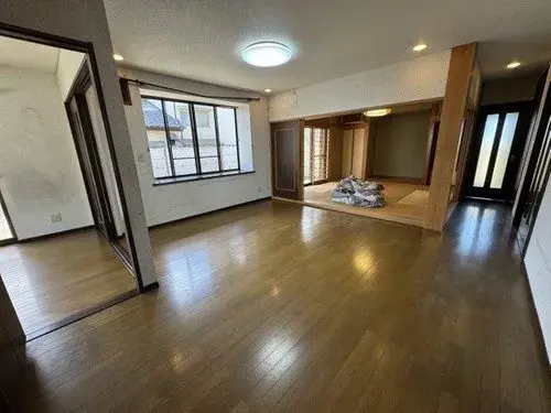 Yamanashi Prefecture Showa Town 2-Story Detached House (5)