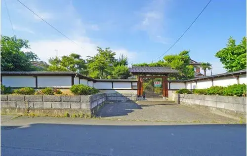 Akiya in Kai