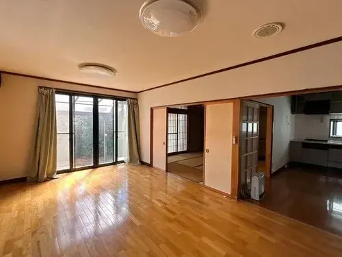 2-Story LDK House Ina City, Nagano Prefecture (3)