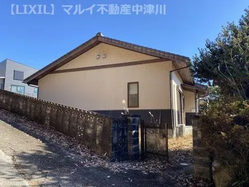 Akiya in Ena
