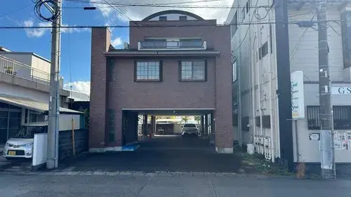 Akiya in Fuji