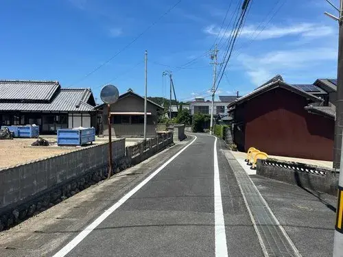 Akiya in Tsu