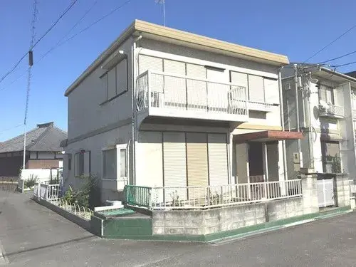 Akiya in Tsu