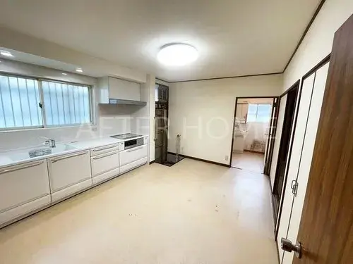 2-Story House Otsu City Shiga Prefecture (2)
