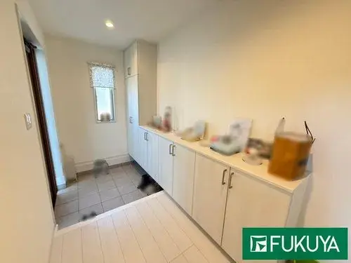1室1厅1厨+储藏室房产
草津市 滋贺县 (15)