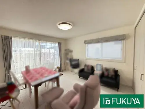 1室1厅1厨+储藏室房产
草津市 滋贺县 (9)