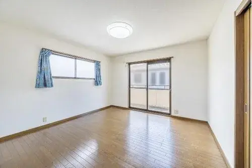 Detached House with Large LDK Tomitabayashi City Osaka Prefecture (5)