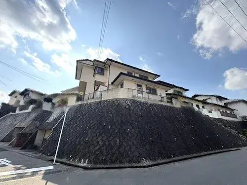 Akiya in Takatsuki