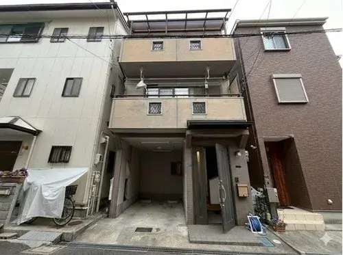 Akiya in Moriguchi