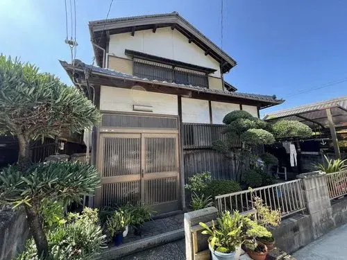 Akiya in Izumiotsu