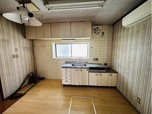 5DK property Kaizuka City Osaka Prefecture (10)