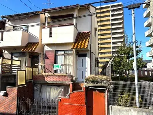 Akiya in Hirakata