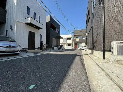 Akiya in Yao