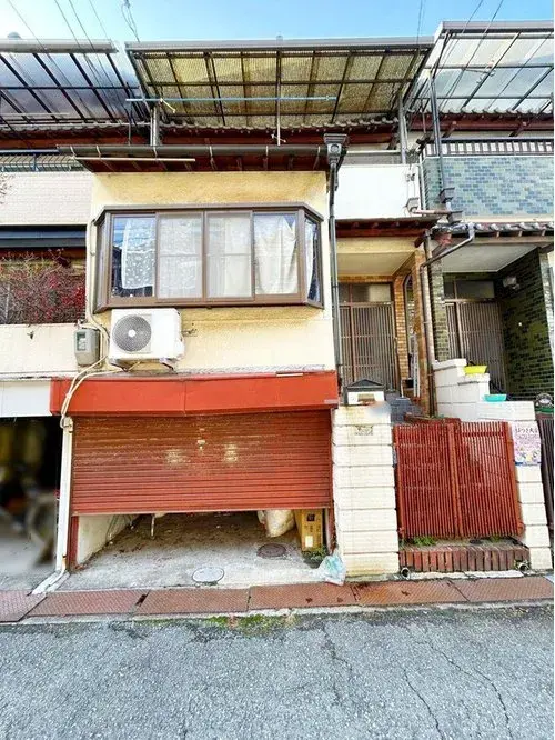 Akiya in Osaka