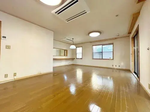 Propiedad 4LDK+S en la ciudad de Takatsuki, Prefectura de Osaka (9)