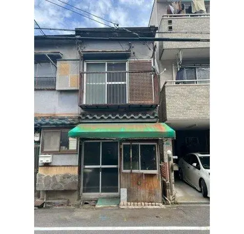Akiya in Osaka