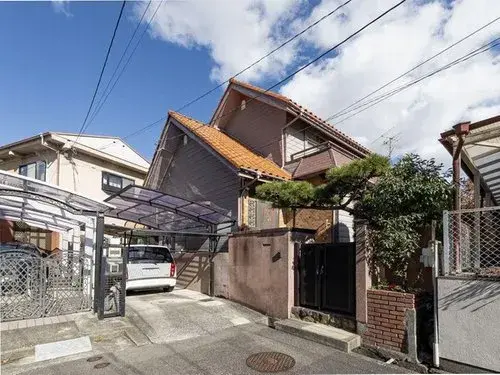 Akiya in Ikeda