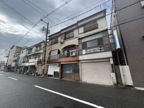 Akiya in Osaka