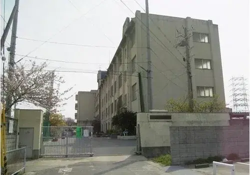 4DK Город Яо, Префектура Осака (2)