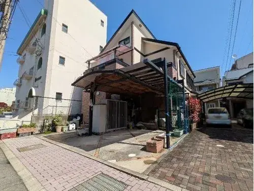 Akiya in Akashi