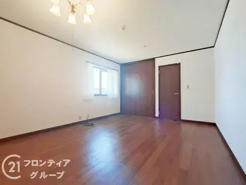 Akiya in Akashi