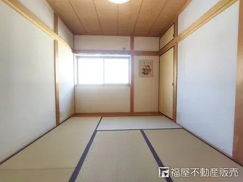 Casa de 3 plantas con Amplio Espacio de Almacenamiento Ciudad de Amagasaki Prefectura de Hyogo (4)