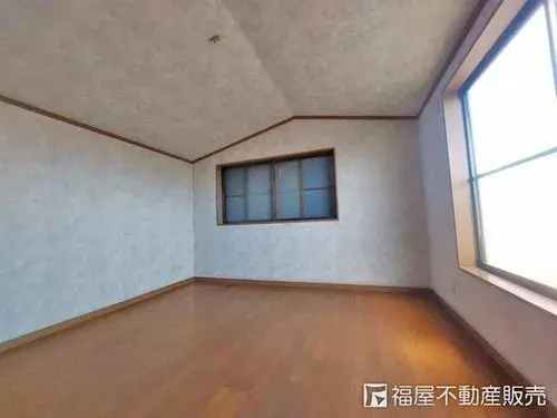 Casa de 3 plantas con Amplio Espacio de Almacenamiento Ciudad de Amagasaki Prefectura de Hyogo (6)