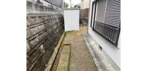 Slide 4