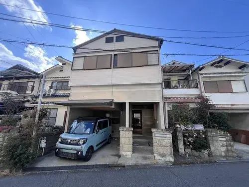Akiya in Yamatotakada