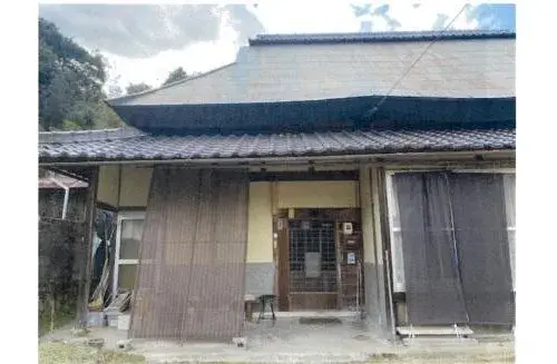 Akiya in Soja