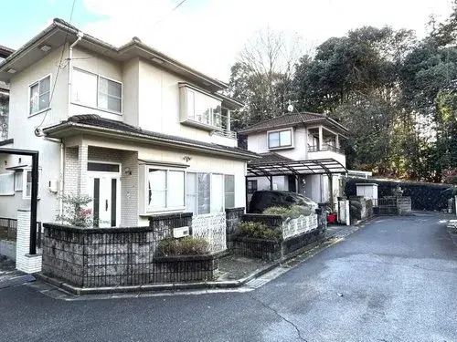 Akiya in 広島市