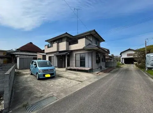 Akiya in Yoshinogawa