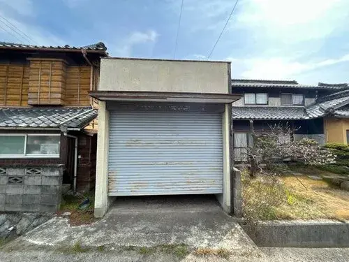 8DK+S
Propriété Ville de Sanuki Préfecture de Kagawa (2)
