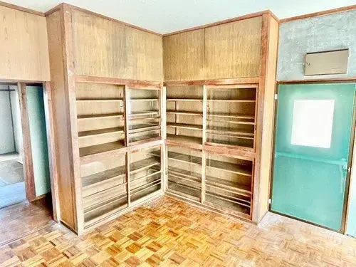 Ehime Prefecture Imabari City 10DK Property (11)