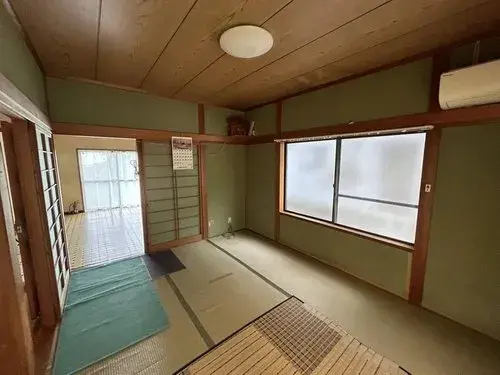 4DK Shikokuchuo City Ehime Prefecture (12)