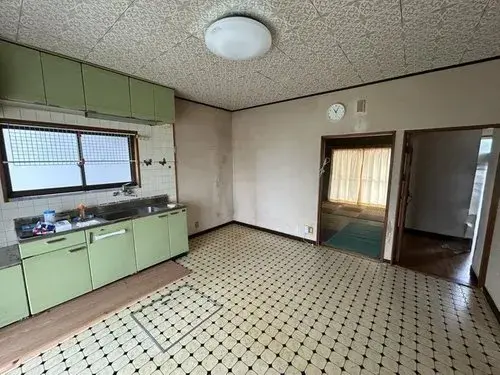 4DK Shikokuchuo City Ehime Prefecture (6)