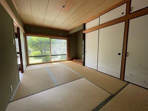 طابقين مدينة Niihama محافظة Ehime (2)