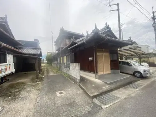 Akiya in Saijo