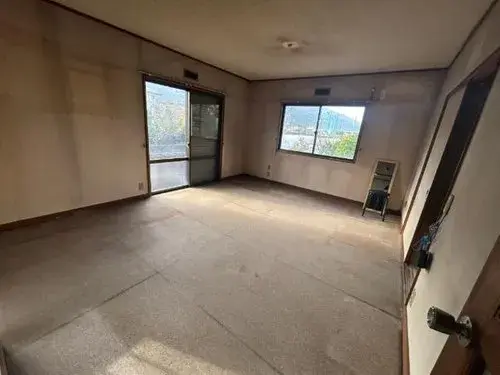 5LDK Property Shikokuchuo City Ehime Prefecture (9)