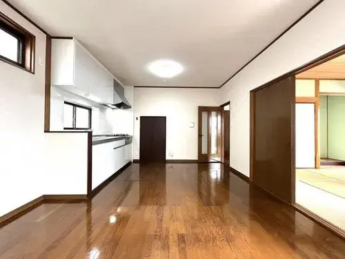 4LDK Property Matsuyama City Ehime Prefecture (7)