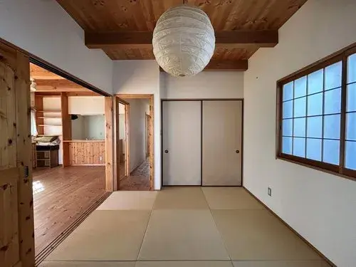 Casa independiente en la ciudad de Saijo, Prefectura de Ehime (3)