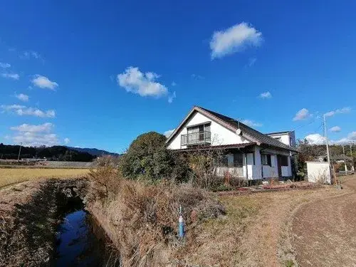 Akiya in Ogori