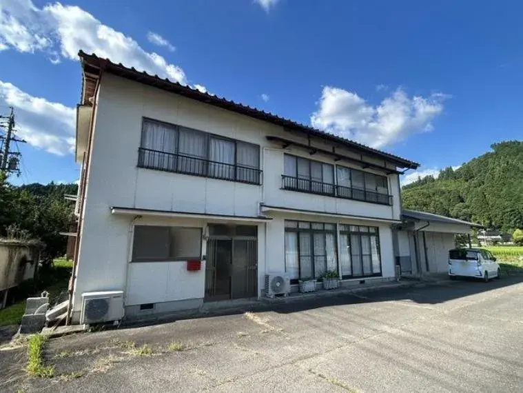 Akiya in Maniwa