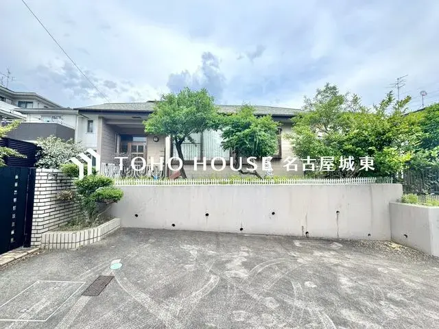 Slide 0