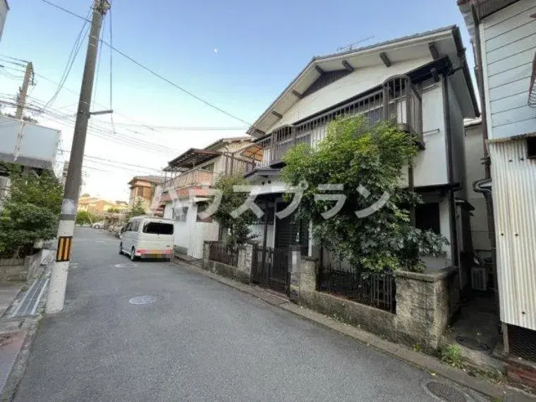 3DK Property Neyagawa City, Osaka Prefecture (2)