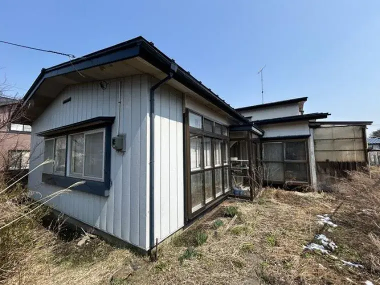 Akiya in Hachinohe