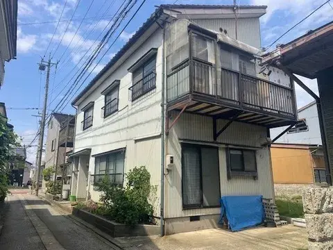 Akiya in Takaoka